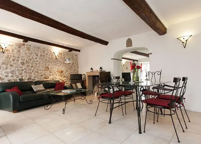 Apartment A8 - 2 Bdr Duplex Remparts Heart Of Old *