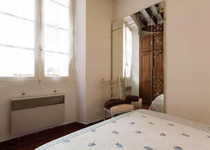 A8 -Staywiz Us - 2 Bdr Duplex Remparts Heart Of Old Antibes